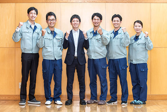 写真：社員